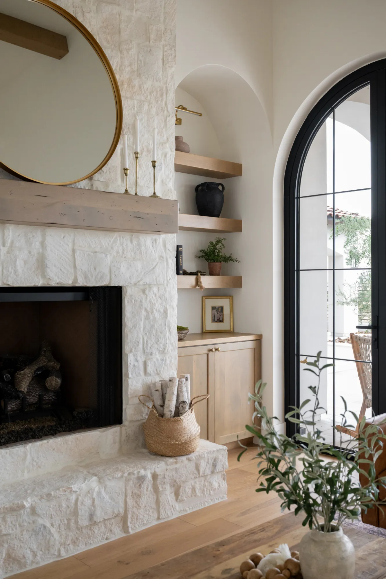 Ironlight_Casement-door