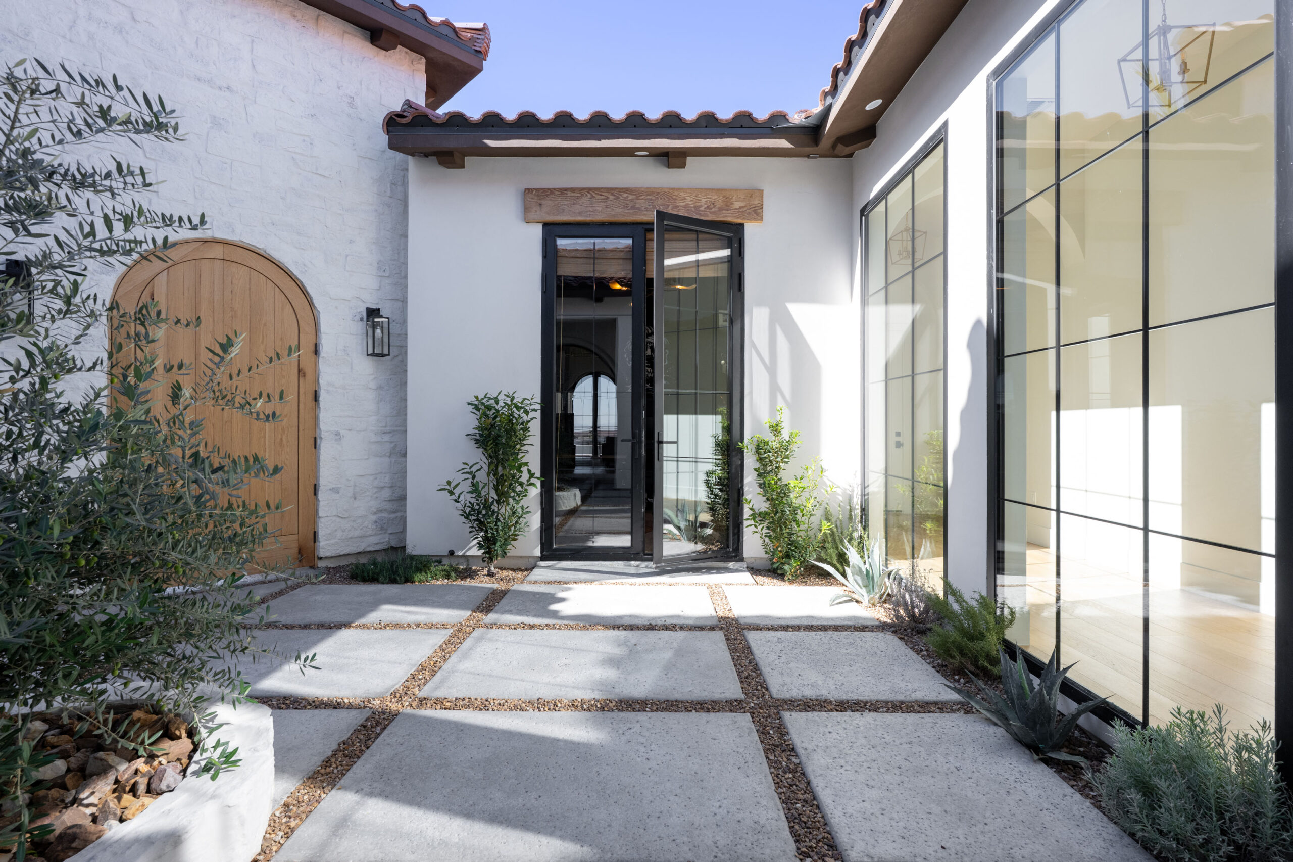 Ironlight_casement-door-fixed-windows