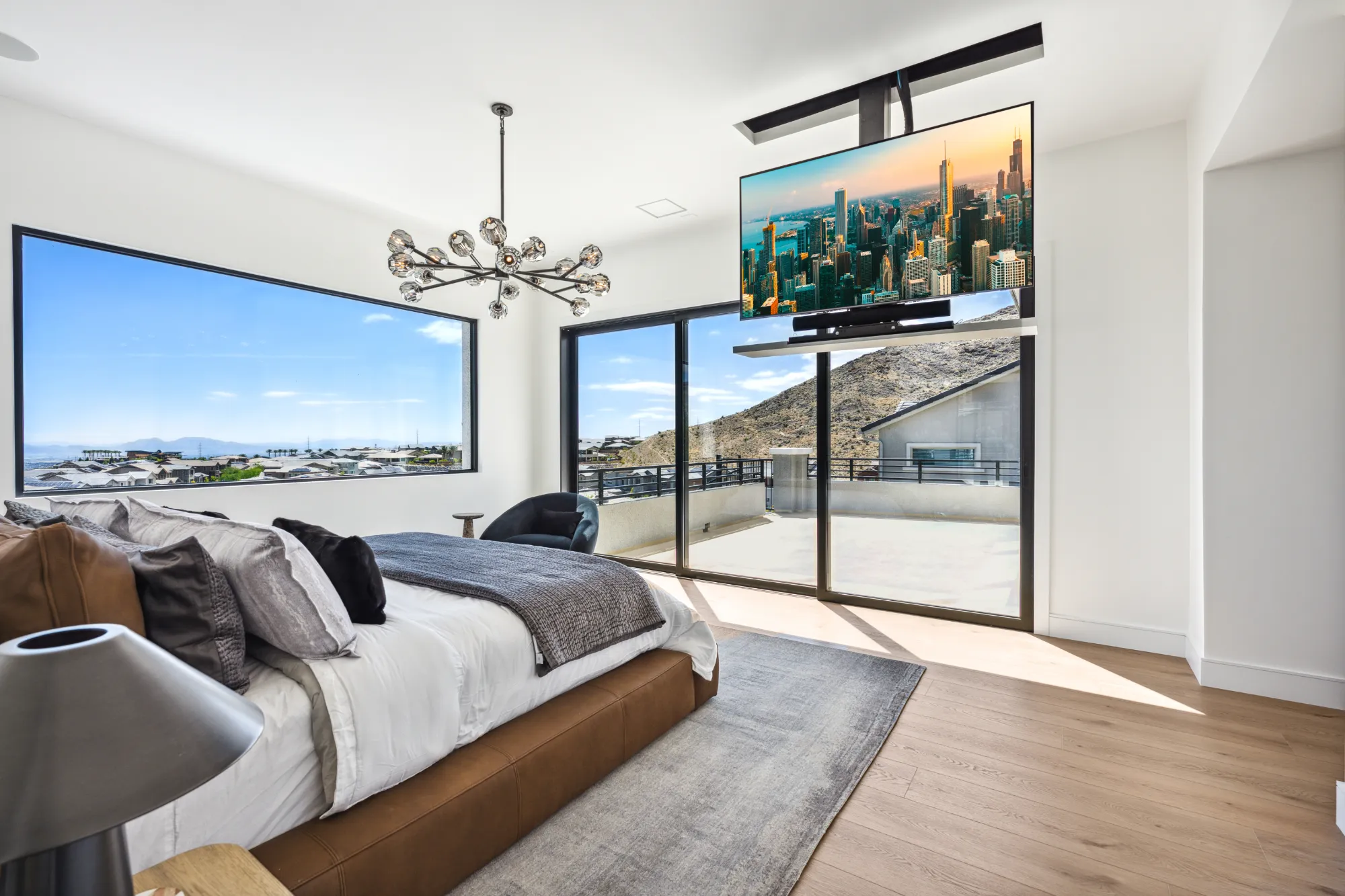 Obsidian_slinging-door