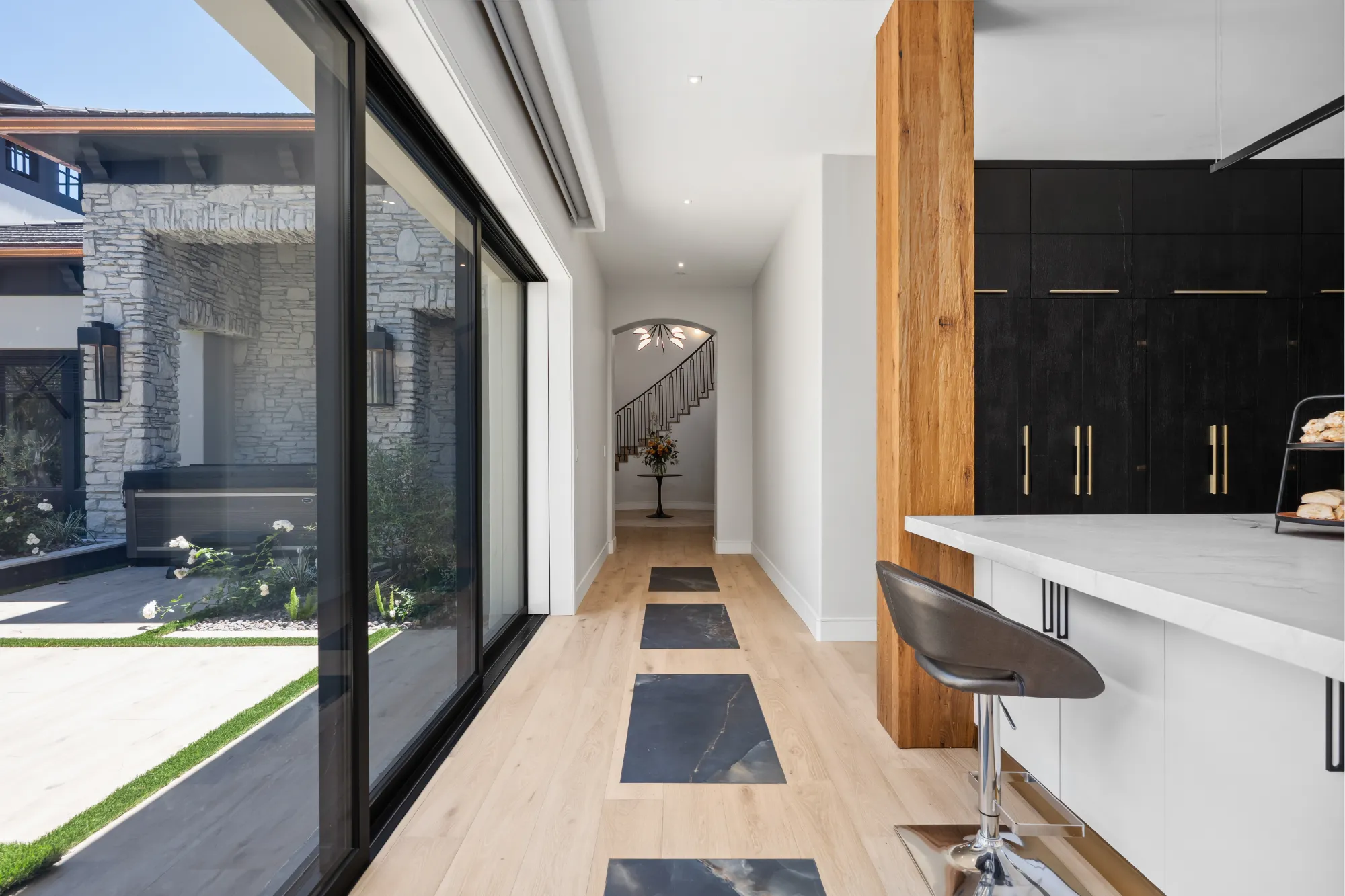 Willowstone_sliding-door